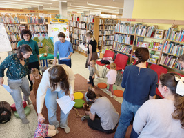 O zajíčkovi - říjnový program v rámci projektu S knížkou do života (Bookstart) pro rodiny s malými dětmi